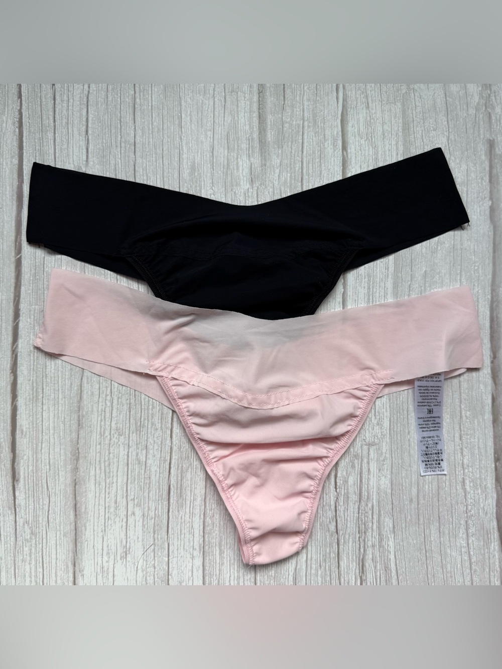 Breathe V-Cut Thongs Hanky Panky Size L